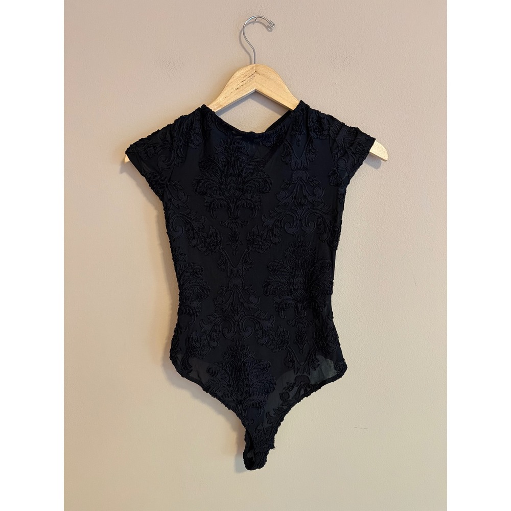 Papaya Black Embroidered Mesh Bodysuit Open Back Cap Sleeve Small